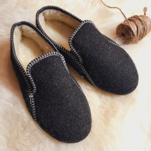 Warm Men’s Slippers  – Natural Wool & Felt Men Slippers Felt with Natural Wool House Slippers