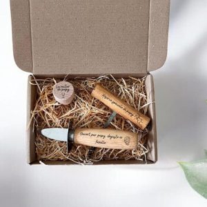Personalized Gift Set – Engraved Wooden Bottle Stopper, Wooden Corkscrew and Oyster Knife