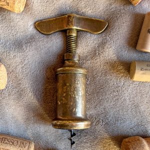 Vintage Corkscrew 60s vintage Italian corkscrew in brass Wine bar tools Bottle opener Wine lover gift Gift for her him Collectible barware